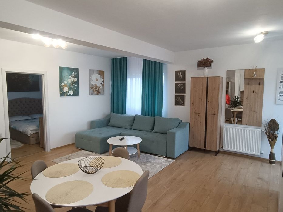Închiriez apartament 2 camere,  Sanpetru