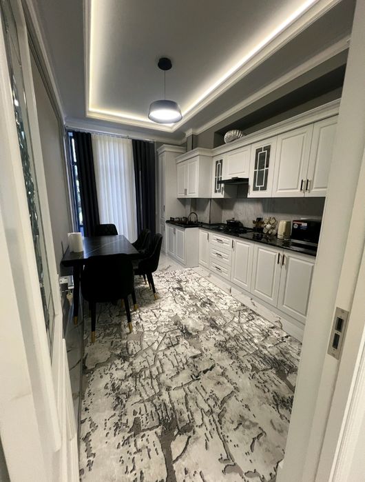 Срочно Аренда Новостройка 3 комнаты 3 этаж новая, никто не жил 700$