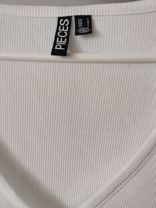 Top alb Pieces pentru M/L