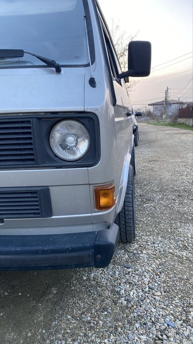 Vand/ VW Bus T3 / 2.1 Benzina / Automat/ Aer Conditionat/ Servo/ 6500€