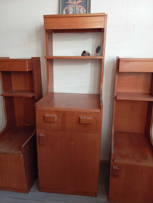 Donez urgent cadru pat, dulap și altele