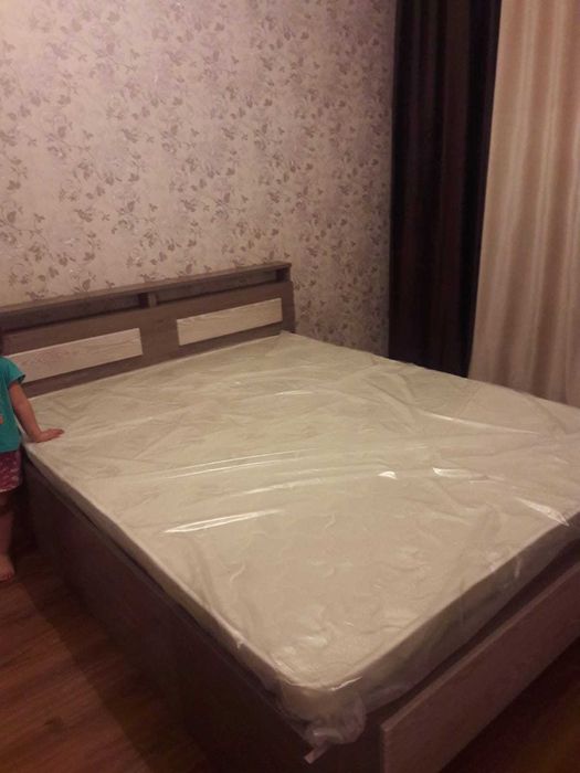 Срочно продам спальный гарнитур