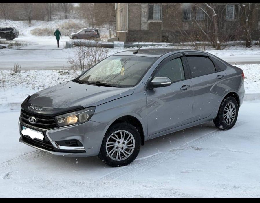 Лада веста 2017 год