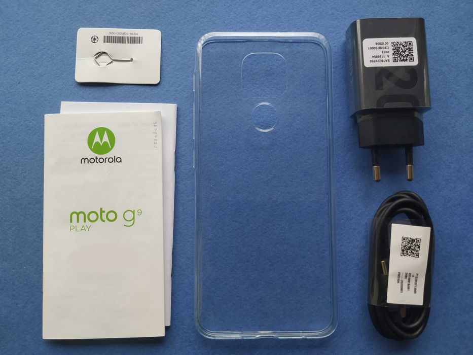 Motorola Moto G9Play смартфон + слушалки Lenovo