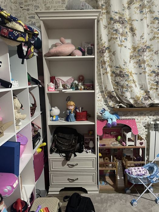 Стол писменный с двумя шкафами