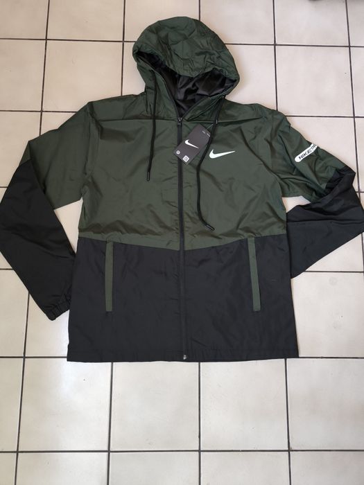 Мъжко яке  ветровка