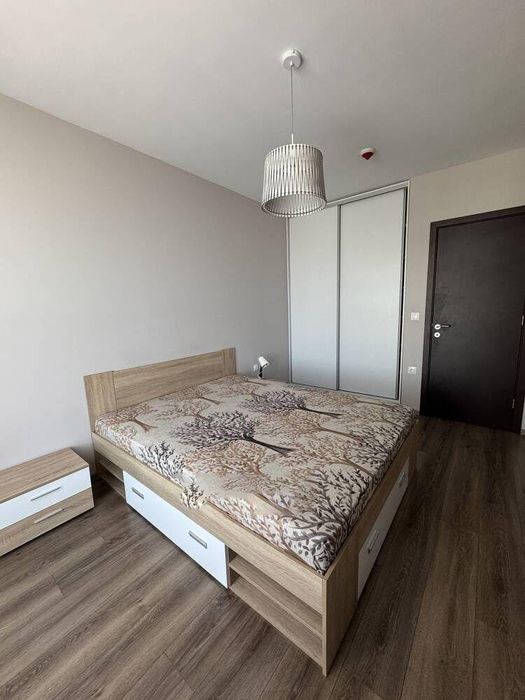 Дава се под наем Тристаен апартамент в Бургас, Славейков - 108 кв.м за 1346.4 € - Снимка #5