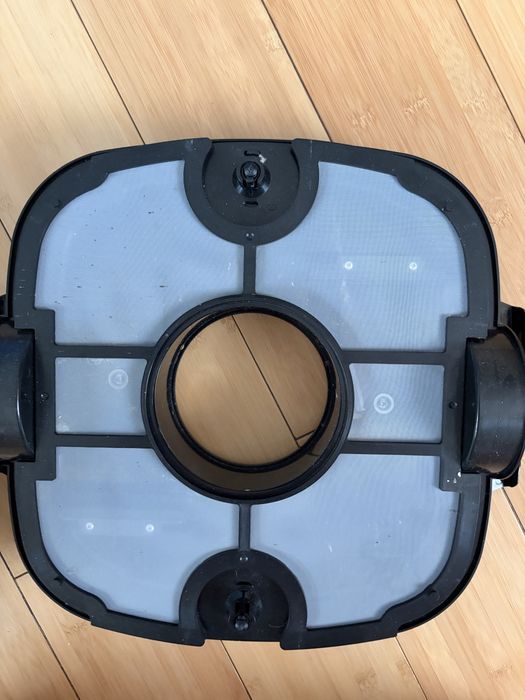 Robot curatat piscina