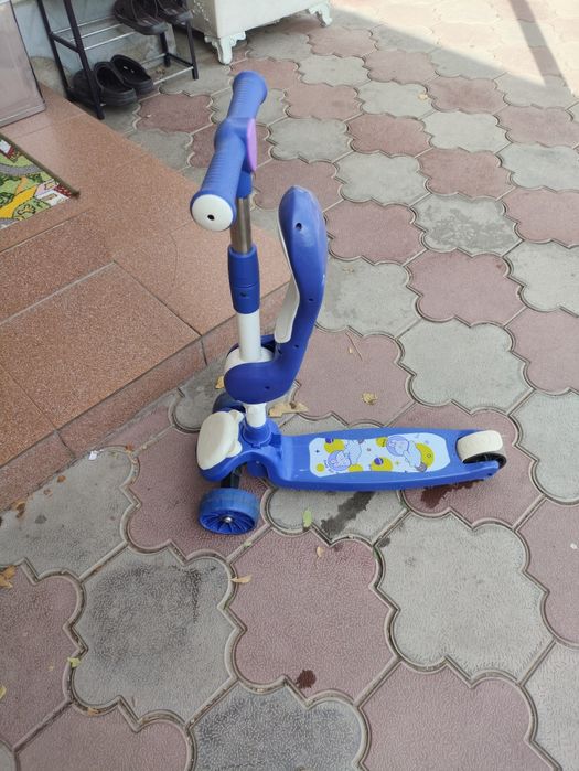 Продам детский самокат