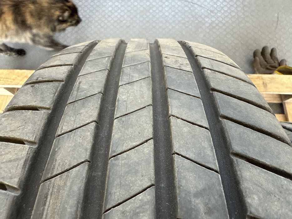 4бр. ОТЛИЧНИ Летни Гуми 195/65R/15 -BRIDGESTONE- DOT:3922- 6.2мм.