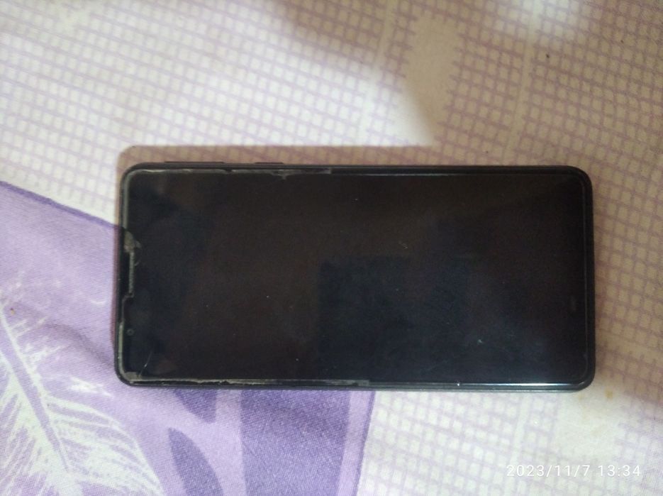 Samsung A01 core sotiladi sirochna aytib yo