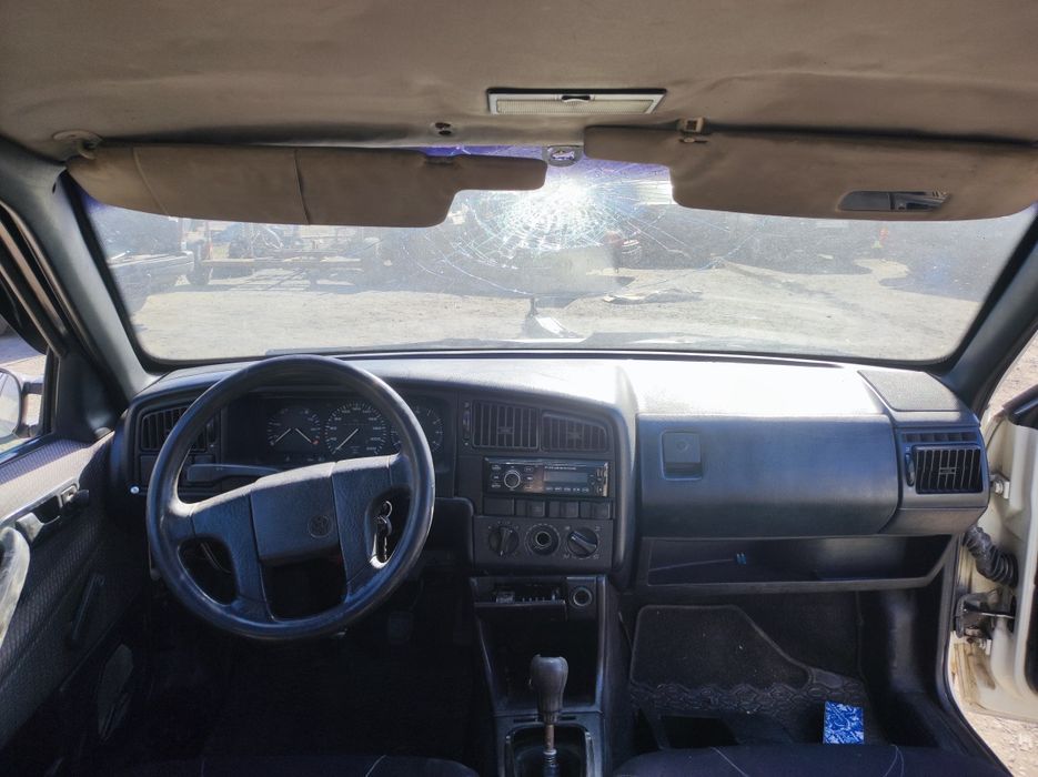 Фольксваген Пассат б3 седан