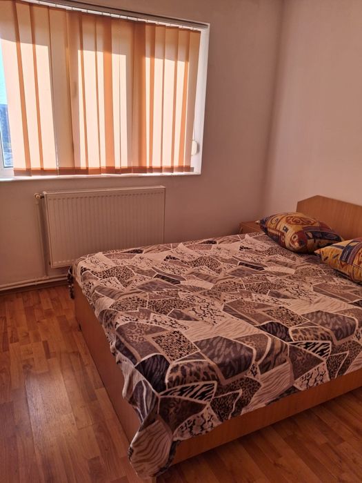 Apartament de închiriat