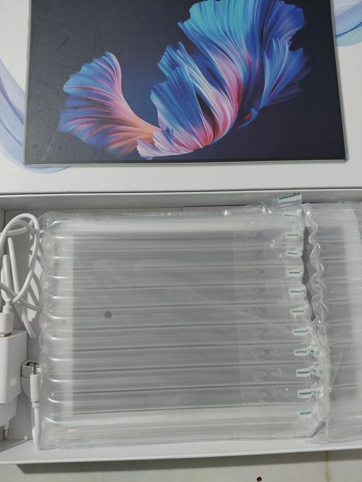 Tableta nouă de 10,3 toli