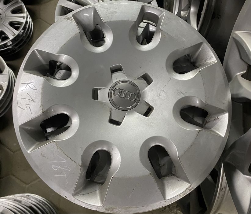 Колпаки оригинал R15/16 б/у тз Германии