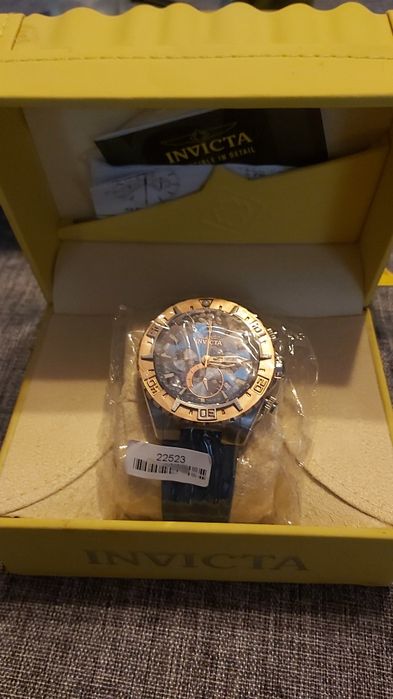 Invicta aviator!