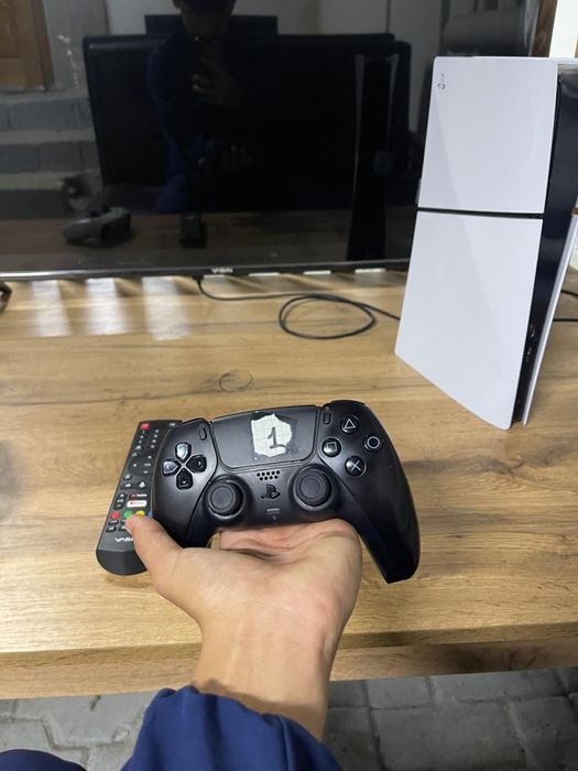 Игровая приставка PlayStation 5 slim