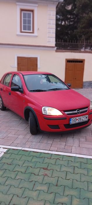 Opel corsa din 2006 1doi benzină