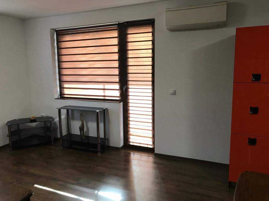 Дава се под наем Тристаен апартамент в Казанлък - 100 кв.м за 357 € - Снимка #3