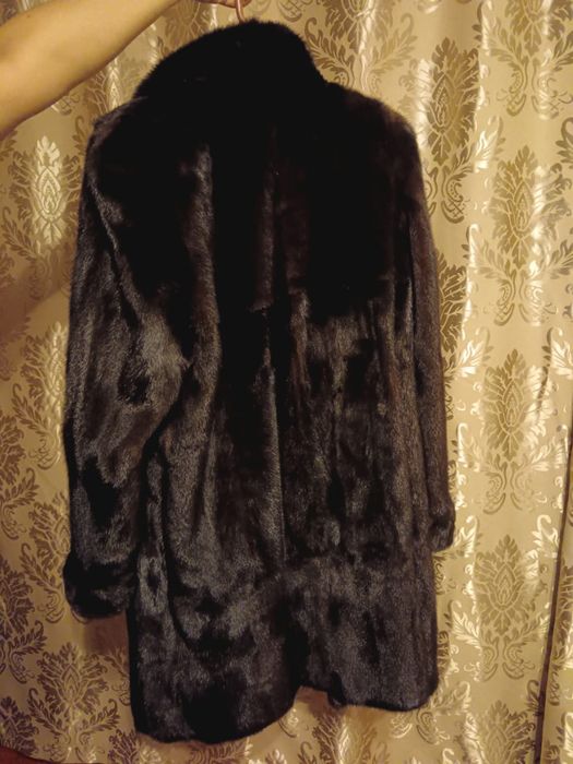 Продам норковые шубы