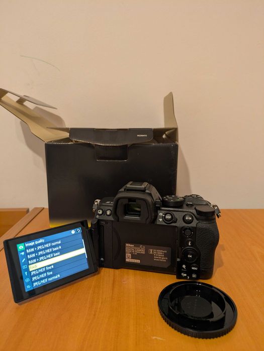 Nikon Z5 mark II, ca nou