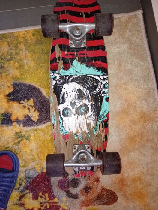 Placa sketboard ,nu este noua
