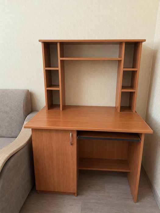 Компьютерный стол 15000