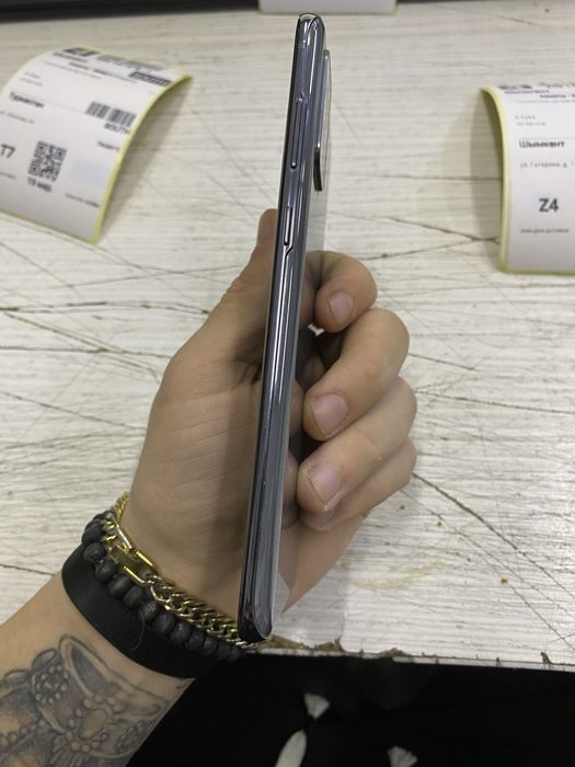 S20+ менялся экран