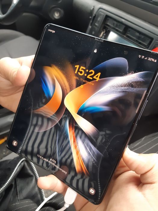 Vând Samsung Z fold 4