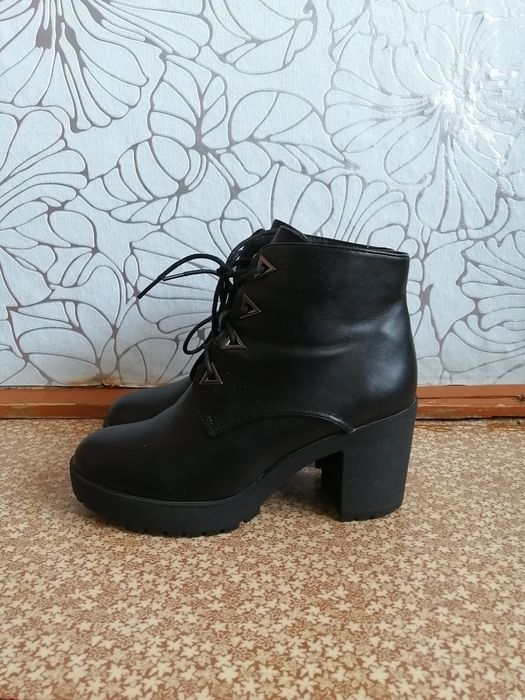 Продам новые демисезонные