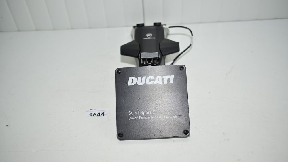 Ducati SuperSport 939 suport numar  Performance aluminiu