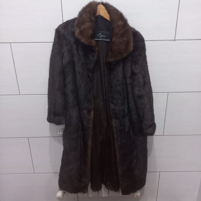 Продам норковую шубу