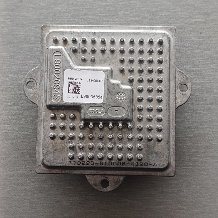 Модул дневни светлини Grand Cherokee WK2 и др.  L90035854