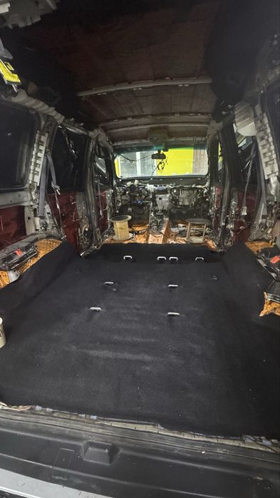 Prado -120 tayor moshina hichqanaqa ishi yoq