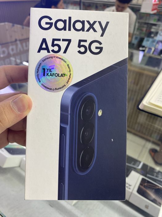 Samsung A57 8/128GB новей