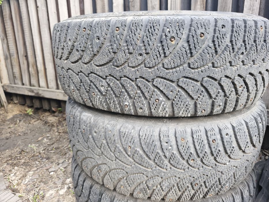 Продам резину размеры разные