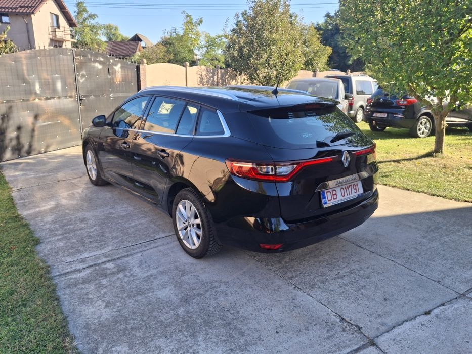 Renault megane 4/ 2019/1.5 dci Rate