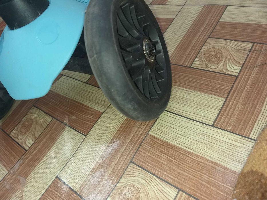 Trotineta copii Oxelo B1  cu 3 roti Decathlon