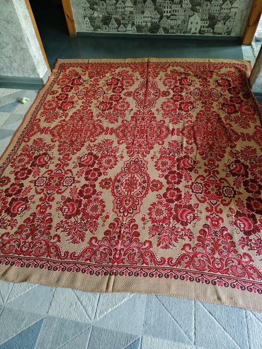 Продам покрывало размер 250х200 мм.