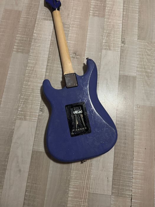 Chitară Custom „The Watcher”  Hand-Painted Piesă Unică