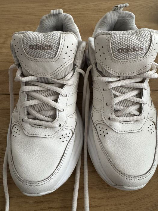 Маратонки adidas