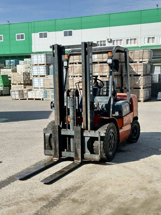 Дизельный вилочный погрузчик