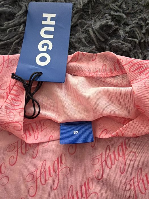 Прозрачна блуза на Hugo