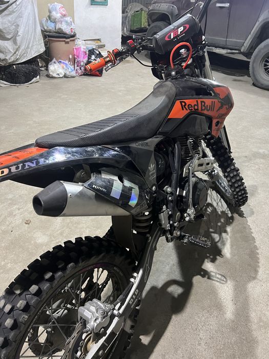 Продам мотоцикл Zuumav 300