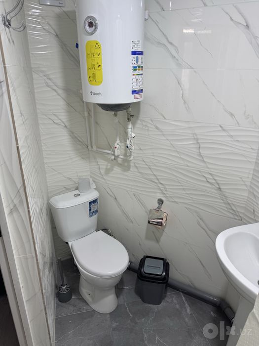 Malika bozori yonida 1 xonali kvartira (ofis uchun ham)