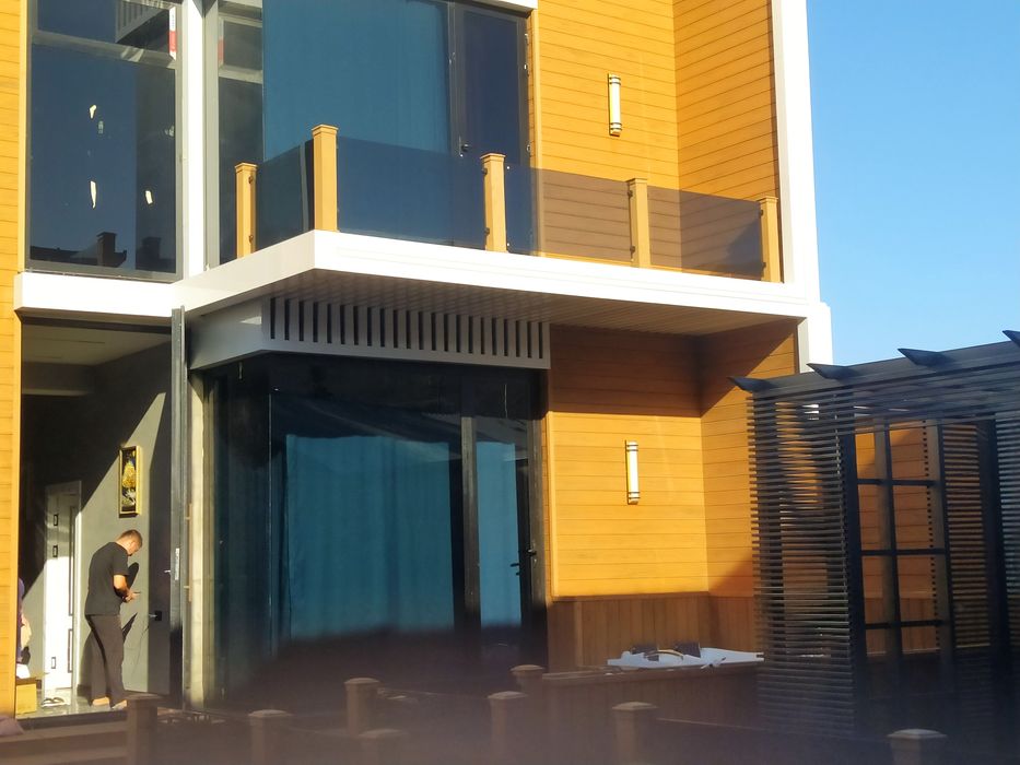 Nerjaveyka perila i naves.