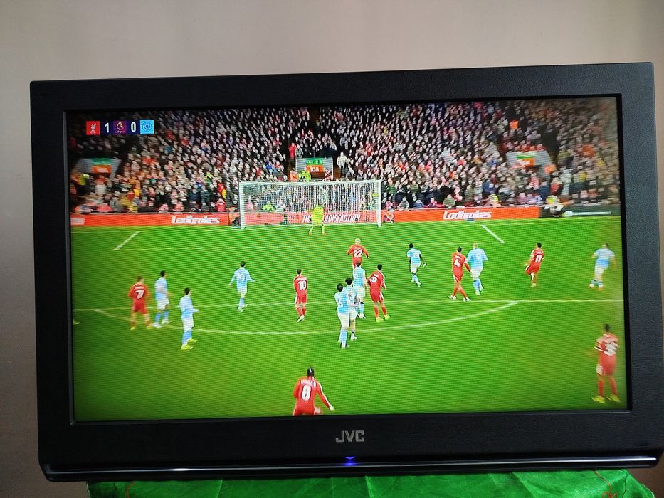 Телевизор JVC 32