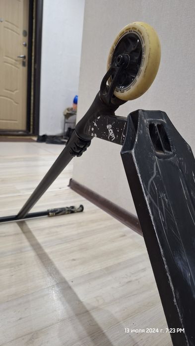 Самокат Limit трюковой парк