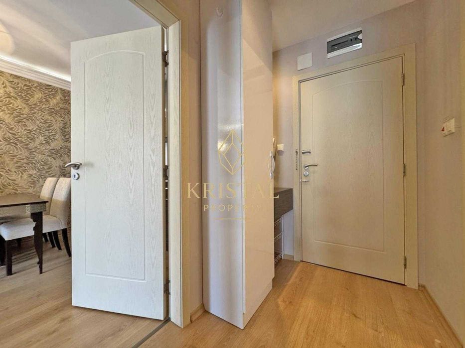 Продава се Двустаен апартамент в к.к. Слънчев бряг - 62 кв.м за 1517 €/кв.м - Снимка #8