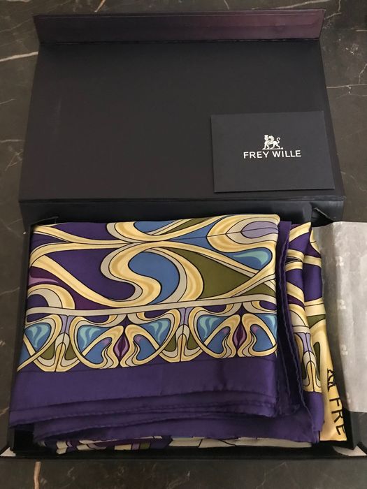 Набор Freywille оригинал (серьги+шелковый шарф)